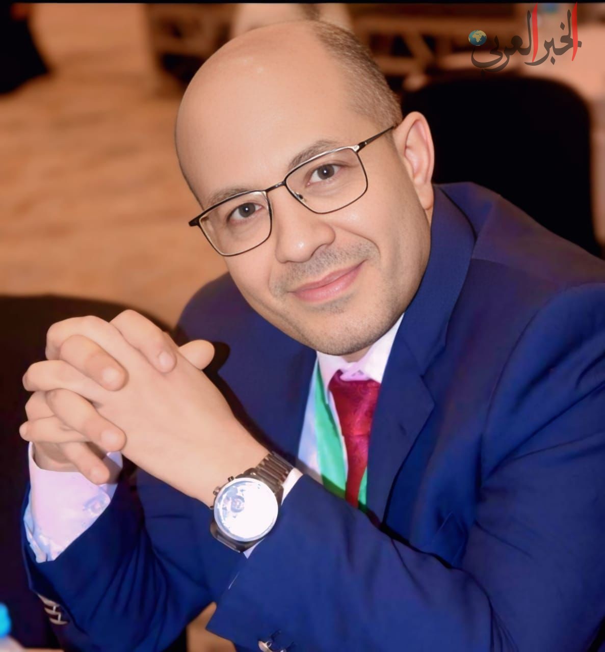 عاطف البطل " يصدر كتابه الجديد " فن تحليل الرواية مشاركًا في معرض الشارقة الدولي للكتاب . 